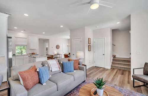 Taylors House | Chic 3/2 Near Downtown Gvl, Greer & Travelers Rest