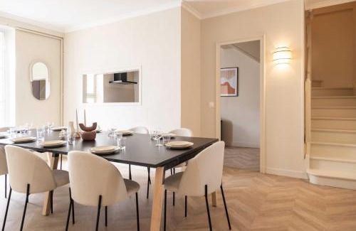 15th Arrondissement Apartment | Chic apartment - 5BR-10P - Grenelle-Eiffel Tower