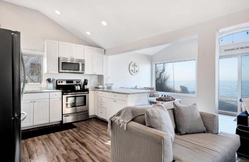 Wading River House | Chic Beach House: Waterfront, Vineyards, Hot Tub