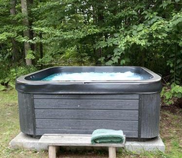 Lanesville House | Chic Catskills Cabin with Hot Tub and Fire Pit