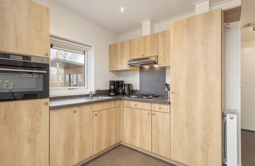 Hoge Hexel Ski Chalet | Chic Chalet Near Almelo