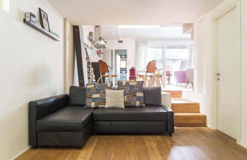 Ponte Seveso Apartment | Chic & Cozy Milan Loft – Perfect for Groups & Families