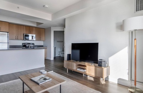 East Cambridge Apartment | Chic East Cambridge 1BR w/Gym & W/D, near T Stop, by Blueground