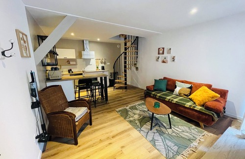 Chauvigny Apartment | Chic et Lumineux Dans le Bourg
