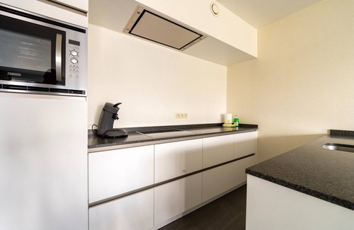 Vogelzang Apartment | Chic Flat Near Ostend Beach