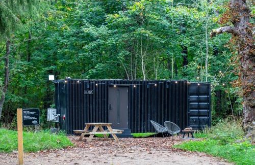 Kuusalu Parish House | Chic Sauna Cabin Near the Sea - VULIN Cabin Nº01