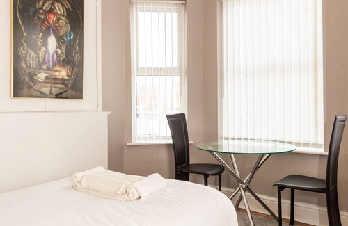 Eccles Bed & Breakfast | Chic Suite 4: Private Top Floor Room