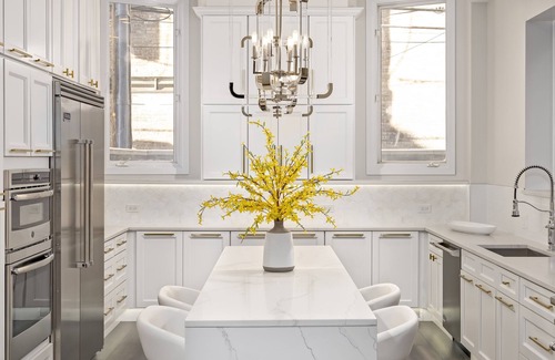 Gold Coast House | Chicago Gold Coast Luxury Home Best Location walking distance to anywhere!