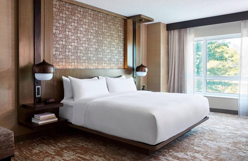 Burr Ridge Hotel | Chicago Marriott Southwest at Burr Ridge