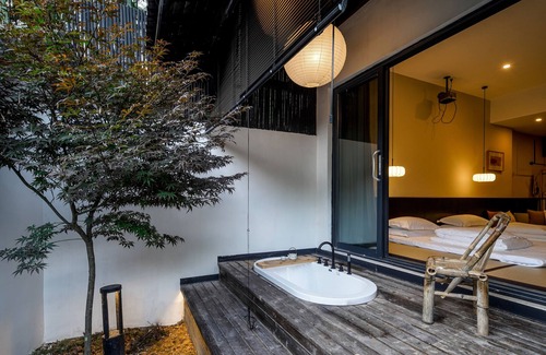 Anji Bed & Breakfast | ChillMont