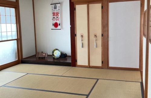 Hodatsushimizu-cho House | Chirin ちりん 猫と暮らす田舎の一軒家 能登 石川県