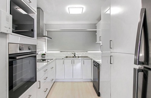 Caloundra Apartment | Chiswell Place Unit 7, 31 Warne Tce