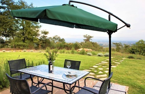 Trequanda House | Chlet Cigno by Interhome