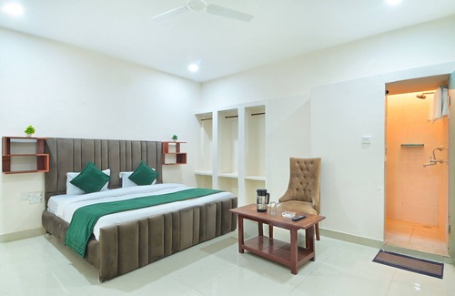 Paharganj Cabin | Chowdhry Tourist Lodge- Paharganj-NDLS