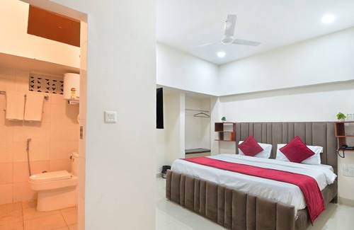 Paharganj Cabin | Chowdhry Tourist Lodge- Paharganj-NDLS