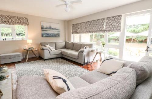 Weybourne House | Church Farm Bungalow