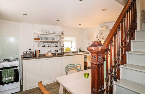 Wirksworth House | CHURCH HOUSE, family friendly, with a garden in Wirksworth