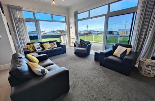 Riverton House | Church Street Charmer