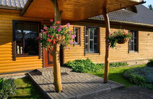 Balvi Municipality House | Cidoniju māja