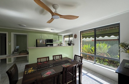 McLaren Vale House | Cin cin at McLaren is a cozy 2 bedroom house in the heart of McLaren Vale