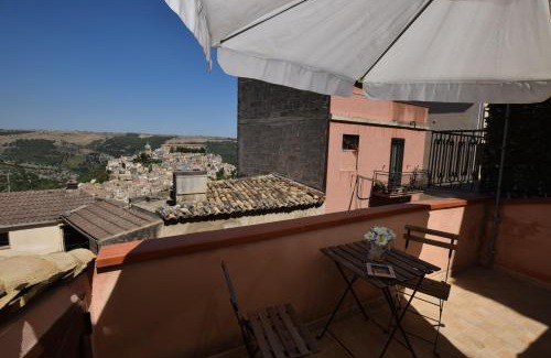 Ragusa House | Ciràsa