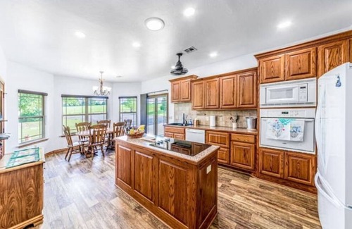 Stillwater House | Circle Arrow Retreat-Country Home Just 2.5 miles from Stillwater