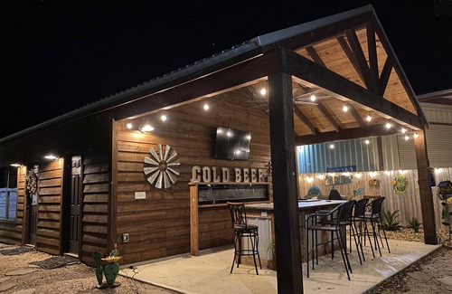 Caldwell Apartment | Circle C Cabin Perfect for Cozy Relaxing Retreats