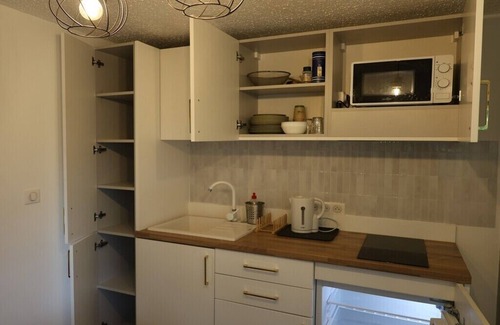 Saint-Germain-les-Corbeil Apartment | Cit'hotel - Appartement Bohème