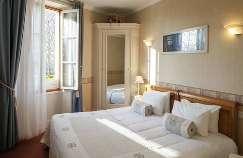 Chinon Hotel | Citotel Le Plantagenet