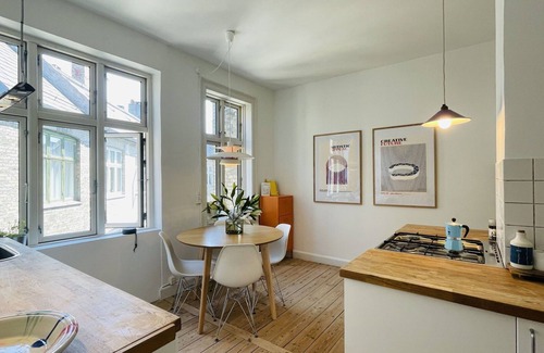 Vesterbro Apartment | City Apartment in Copenhagen with 2 bedrooms sleeps 4
