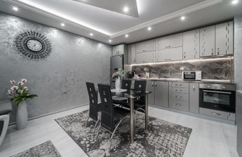 Lyaskovo Apartment | City Apartments - a brand new luxury & comfy.