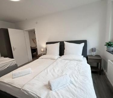 Sudostviertel Apartment | City Apartments Essen for up to 6 person with 4K TV and kitchen