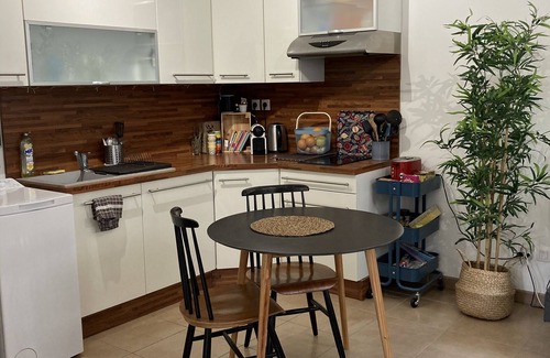 Belsunce Apartment | City center apartment with terrace and garage