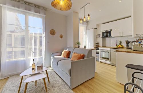 Liberation Apartment | City Center - Magnificent Apartment - Cozy - Wifi