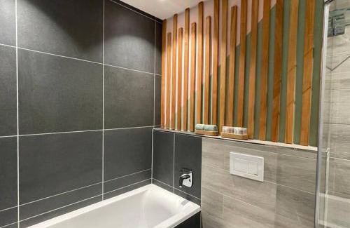 Bo'Kaap Apartment | City Center Penthouse with rooftop terrace