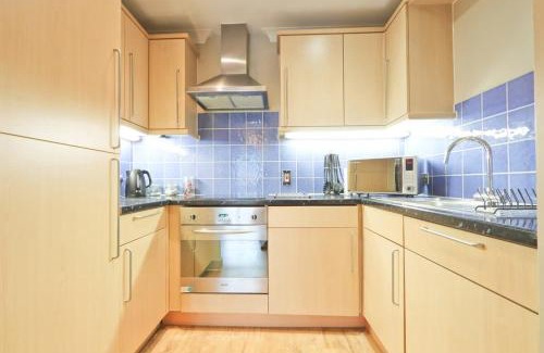 Redcliffe Apartment | City Centre 1 Bed Apartment