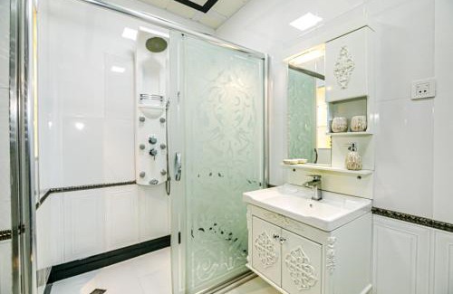 Nasimi Apartment | City Centre Delux Apartment