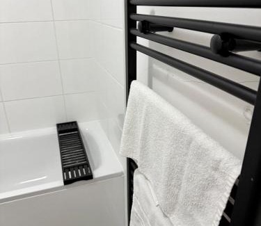 Grangetown Apartment | City Centre Embankment Apartments Superb Location