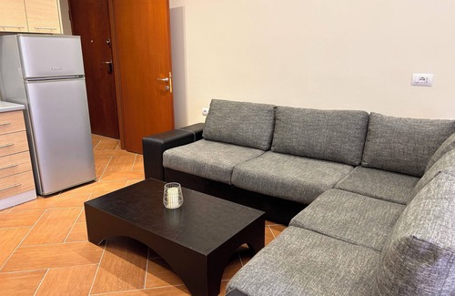 Qender Apartment | City Centre Gem: 2Min Walk to Beach, Promenade,Dining & 1Min to Tirana Bus Stop!