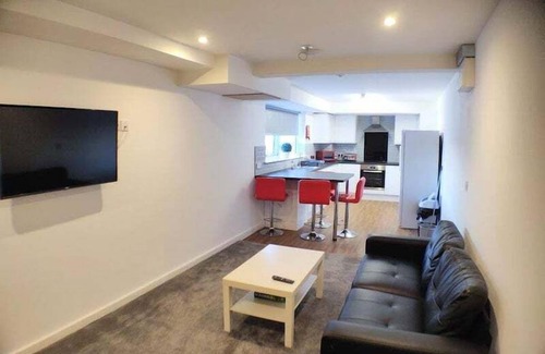 Liverpool Hotel | City Centre Private Ensuite Rooms