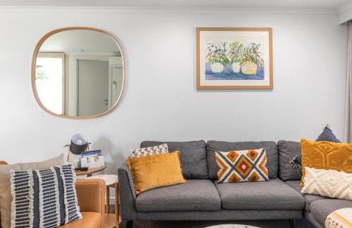 Mount Gambier Apartment | City Courtyard Two Apartment