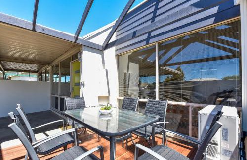 Mount Gambier Apartment | City Courtyard Two Apartment