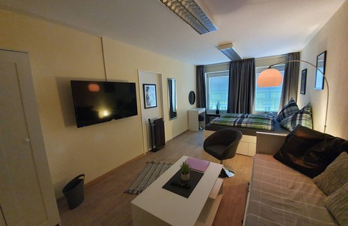 Kempten Apartment | City Hall Residences - Room Rodeo Drive