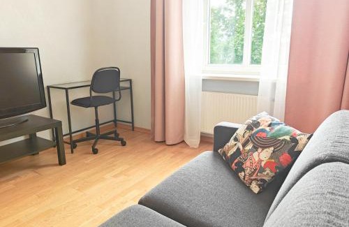 Centrs Apartment | City heart, 9,9 host, sunlit, free parking and bag storage