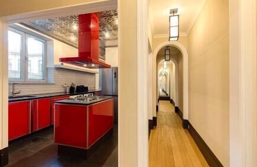 Postel Apartment | City Luxury 3BR Prime Location