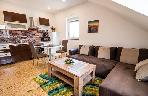 Siska District Apartment | City Modern and Vibrant Apartments Ljubljana - One Bedroom Apartment