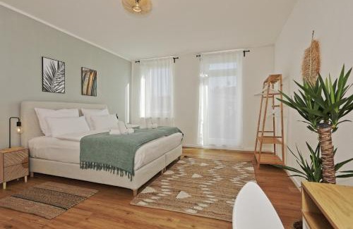 Duisburg City Center Apartment | *City, Nähe Hbf, Kingsizebetten, Fitnessecke*