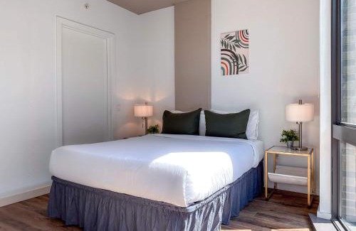 District Wharf Apartment | City & River View Suite - The Wharf DC by Monthier