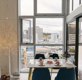 Sogong-dong Apartment | City Serenity