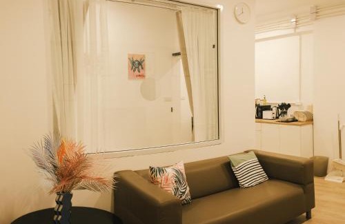 Silom Apartment | City Silom I King Bed I Sleep 3 I 2 Bedroom